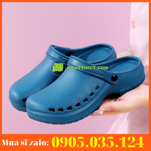 Dép đi trong phòng mổ đế mềm chống trơn trượt