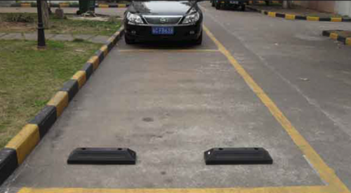 Nút chặn đỗ xe bằng cao su và nhựa