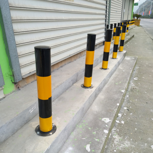 Cột nhựa cảnh báo cách ly phương tiện giao thông