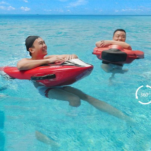 Ván điện lướt sóng bơi trên biển có thể kéo dài tới 1 giờ