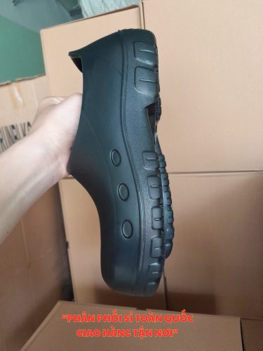 Giày đầu bếp Rodo C-S106 có lỗ thoát khí, đế chống trượt, nhẹ nhàng